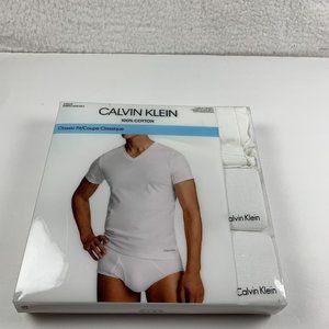 Calvin Klein Men's 3 Pack Classic Fit White V-Neck‎ Cotton T-Shirt S/P NIB 6299